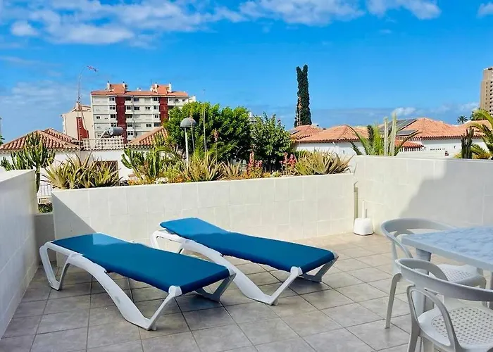 Comfy With Large Terrace Five Minutes From Ocean * לוס כריסטיאנוס