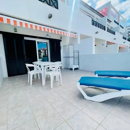 Comfy With Large Terrace Five Minutes From Ocean