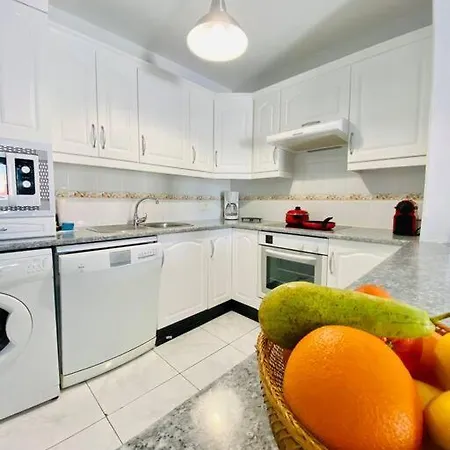 Comfy With Large Terrace Five Minutes From Ocean Apartment Los Cristianos (Tenerife)