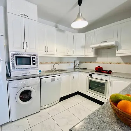 Apartment Comfy With Large Terrace Five Minutes From Ocean Los Cristianos (Tenerife)