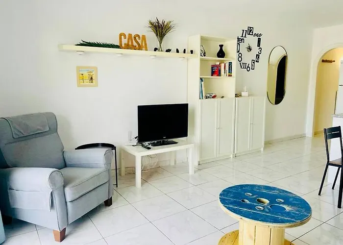 Comfy With Large Terrace Five Minutes From Ocean 洛斯克里斯蒂亚诺斯